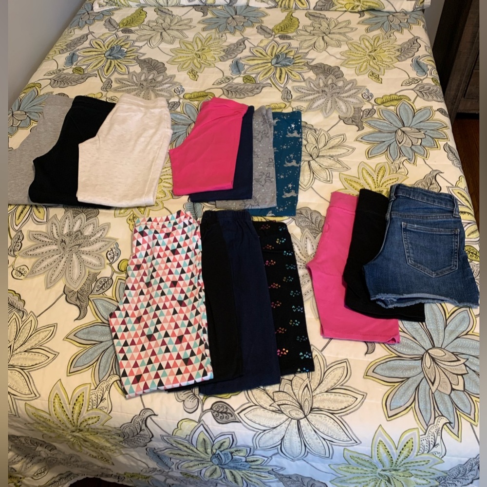 3 Sweatpants/8 Leggings/3 shorts:  Girls Size Medium (8)
